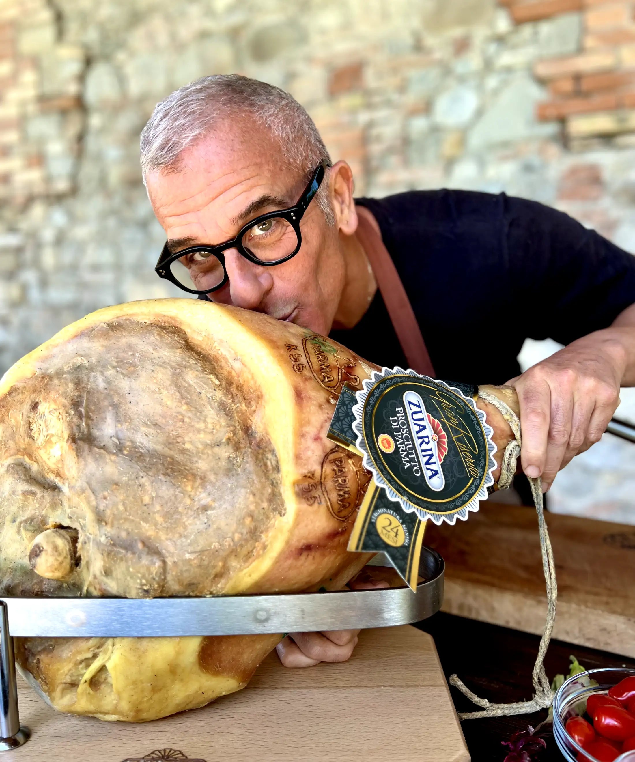 clai-prosciutto-crudo-di-parma-dop-zuarina-24-mois-avec-os-en-bo-te-bois image 4